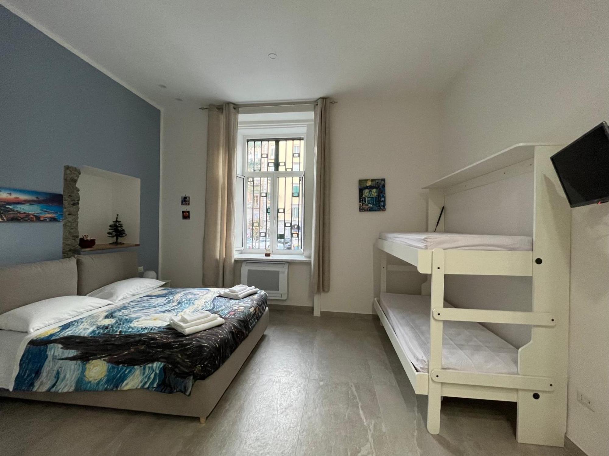 Neapolis Francy Maradona Guest house Naples