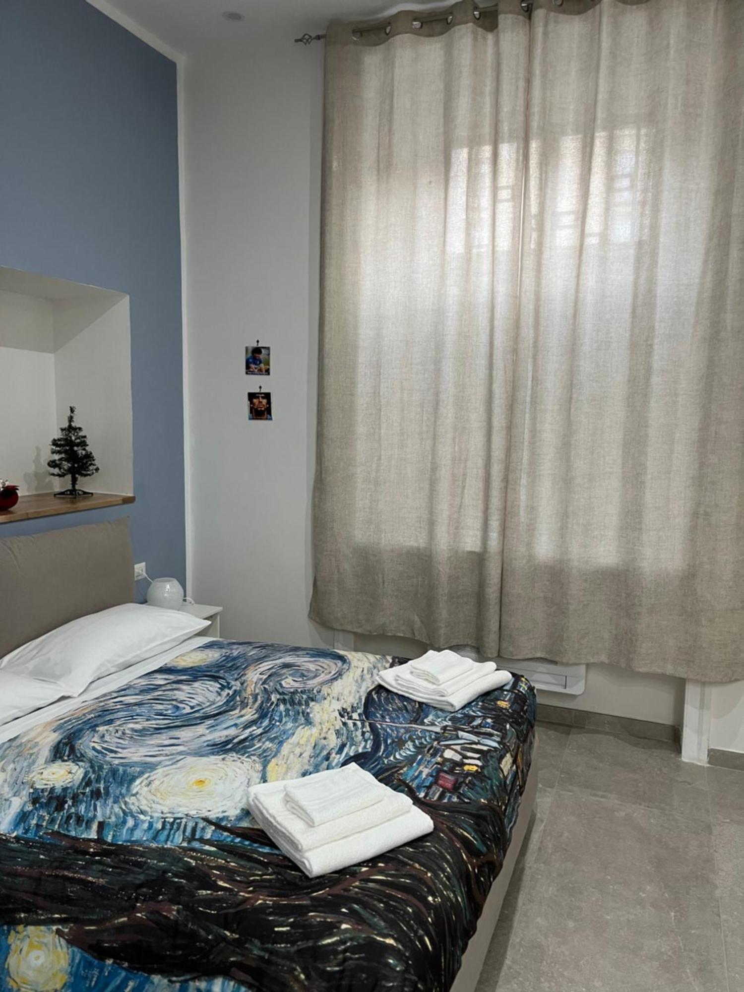 Neapolis Francy Maradona Guest house *